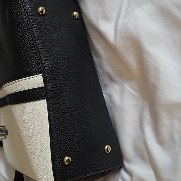 Shoulder bag black and cream medium size - Picture 3 of 7